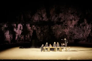 Hécube, pas Hécube de Tiago Rodrigues – Comédie-Française – Festival d’Avignon 2024