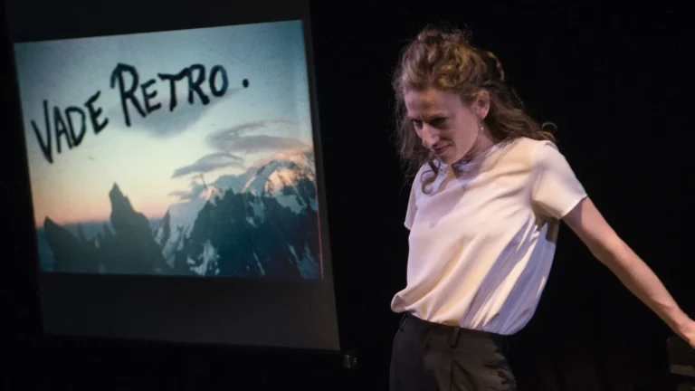 LALALANGUE – et texte de Frédérique Voruz – Off Avignon 2023