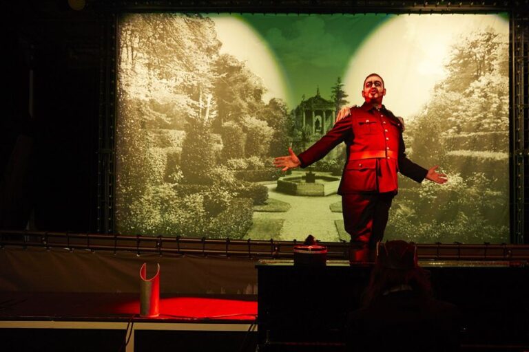 L’Amour vainqueur d’Olivier Py au Gymnase du lycée Mistral – Festival d’Avignon 2019