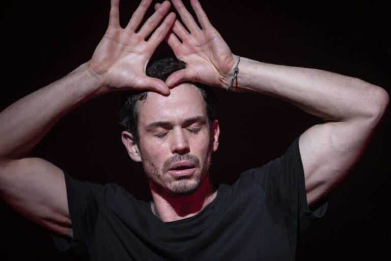 LES POSSEDES D’ILLFURTH – et interprétation : Lionel Lingelser au théâtre La Manufacture – Off Avignon 2022