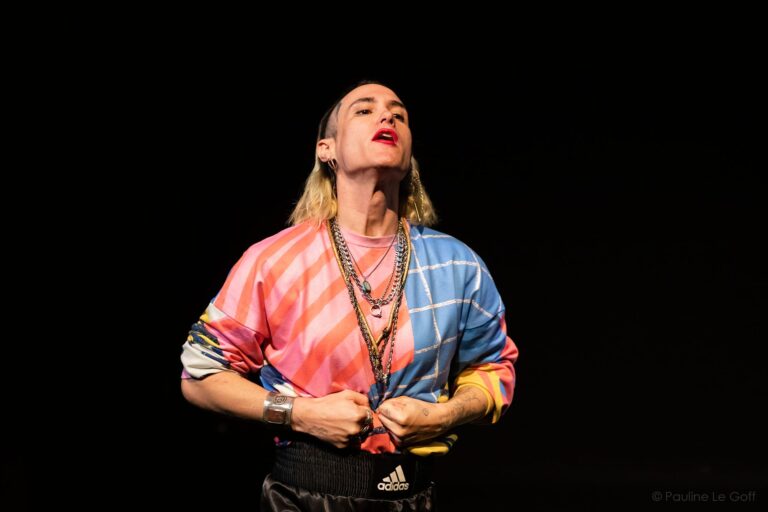 POUR UN TEMPS SOIS PEU – Fanny Sintès – Off Avignon 2023