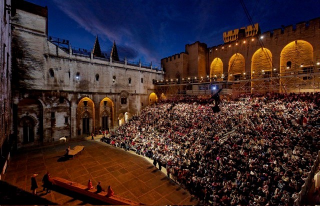 Festival d'Avignon. crédit : Christophe Raynaud de Lage